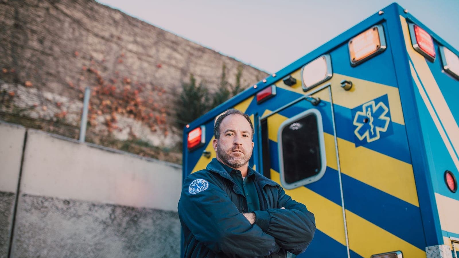 Ambulância obrigatória num evento em Espanha: guia 2026
