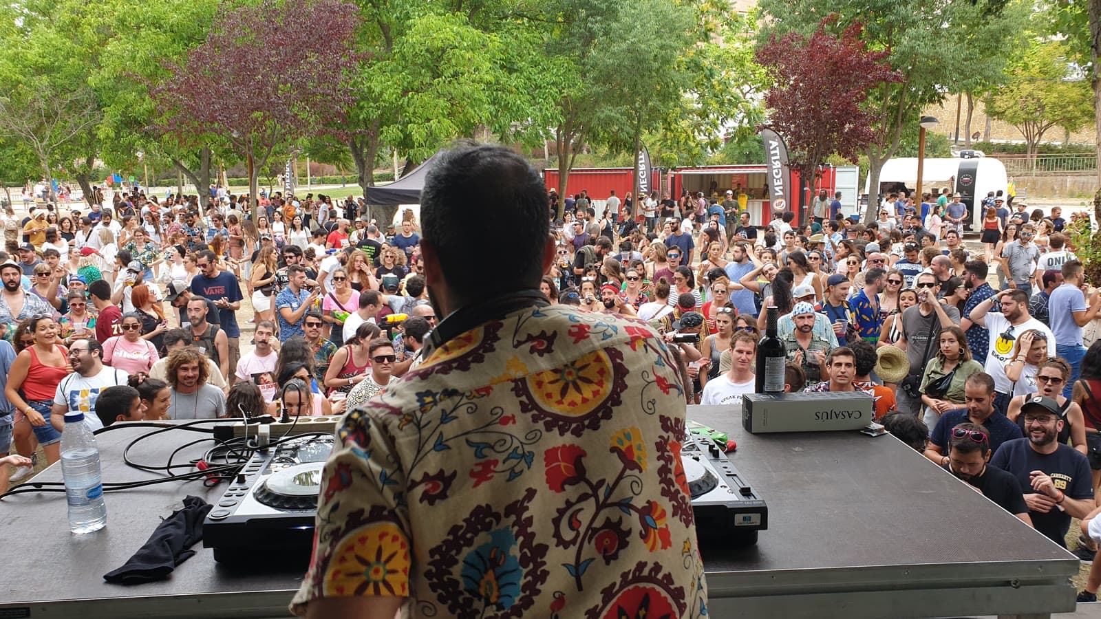 ¿Qué límite de ruido tiene un evento en España? Guía 2026