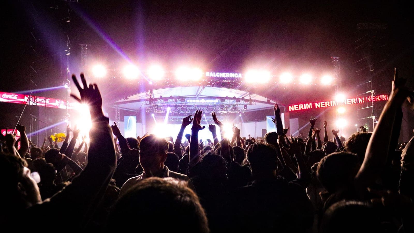 Quem conta as pessoas nos festivais: seis números de agosto e nenhum explica como se contou