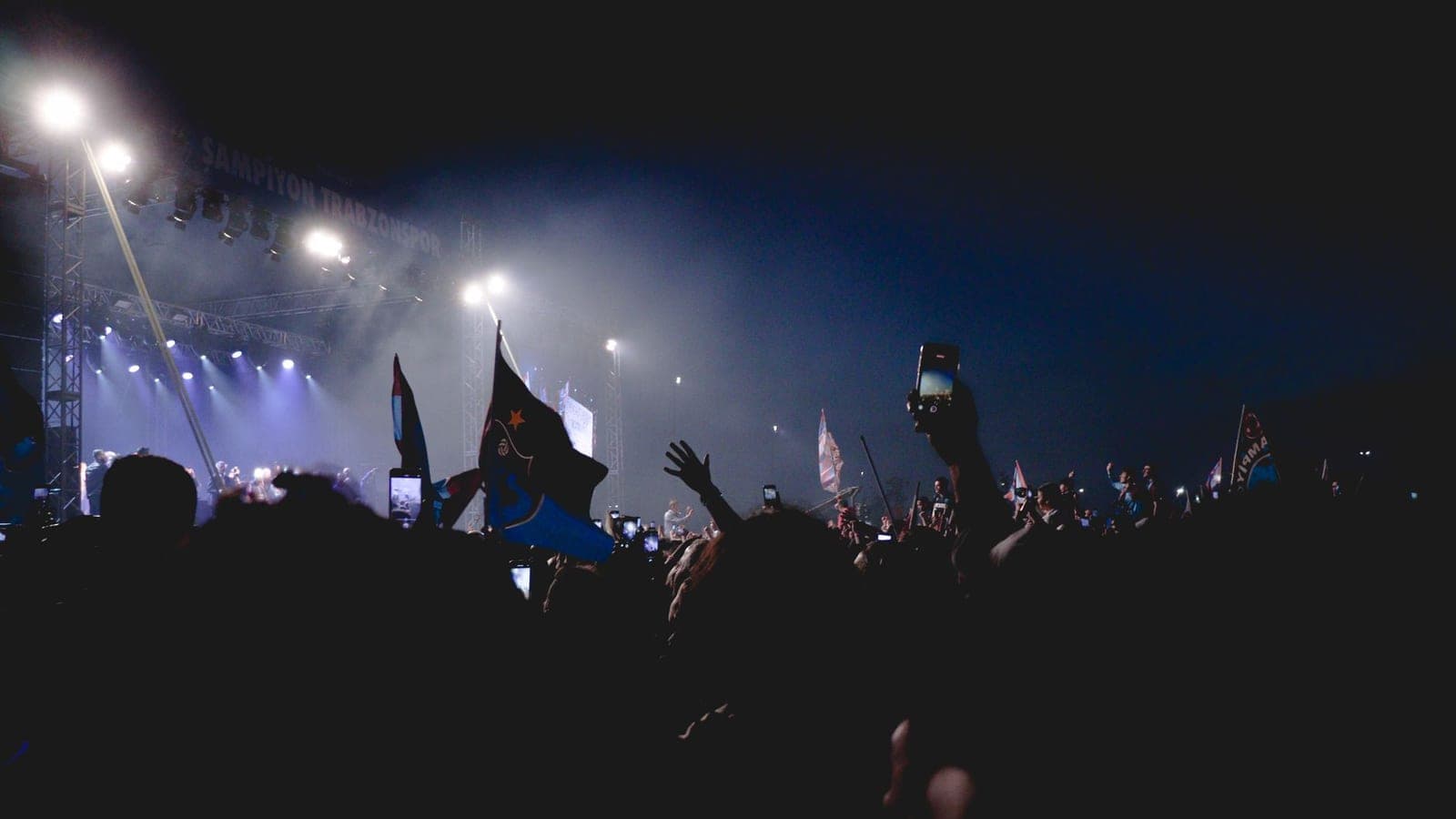 L'aide du CNM aux festivals clôture son dépôt de dossiers le 20 octobre et exige de porter la billetterie : plus de 15 % du budget